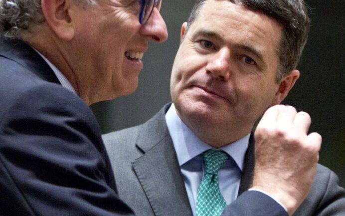 32efc687 2842 4577 83d3 0600c020401f1 F 512261708