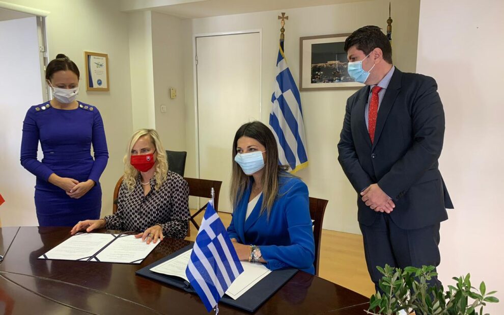 32fa5368 a0ec 99ba ed49 5b0f0950a37d1 F 1717374979