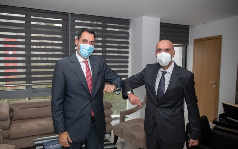 574748a9 17d3 02d3 edde 568ec87bc9d21 F184489003