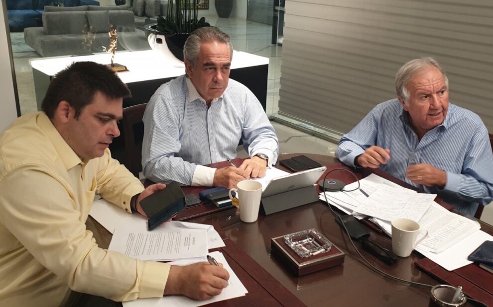 6196d9d5 99b3 452f b4b8 d863cdab6e621 F140331338