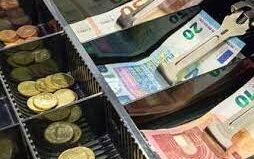 767d6c81 6b2d bad7 21a3 7ad4857cc73b1 F301829045