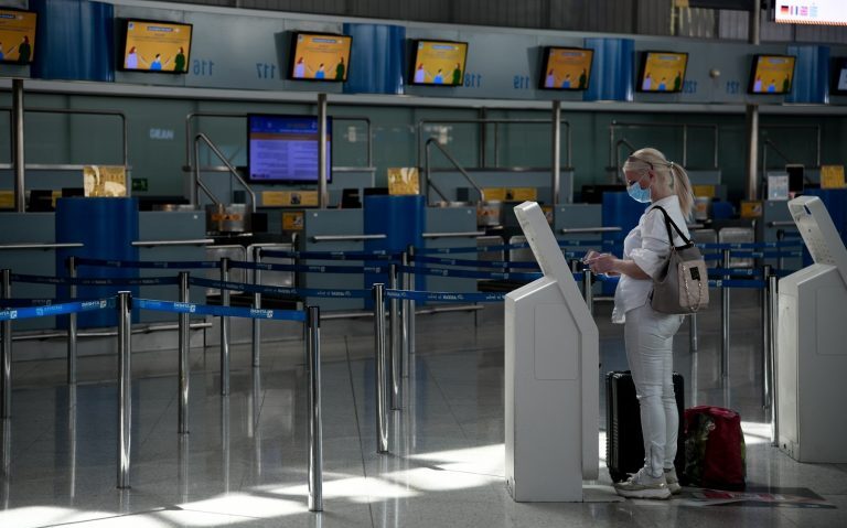 79f615ad a061 4d70 8877 fce645325e8e1 F788164416