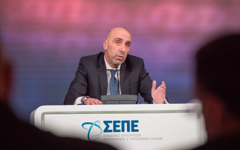 81a7f9f1 88a7 b6f2 0b2f c597515288301 F 1793874566