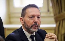 8b8fd8e1 db47 4221 896c 30111b8ea2a61 F 1905629553