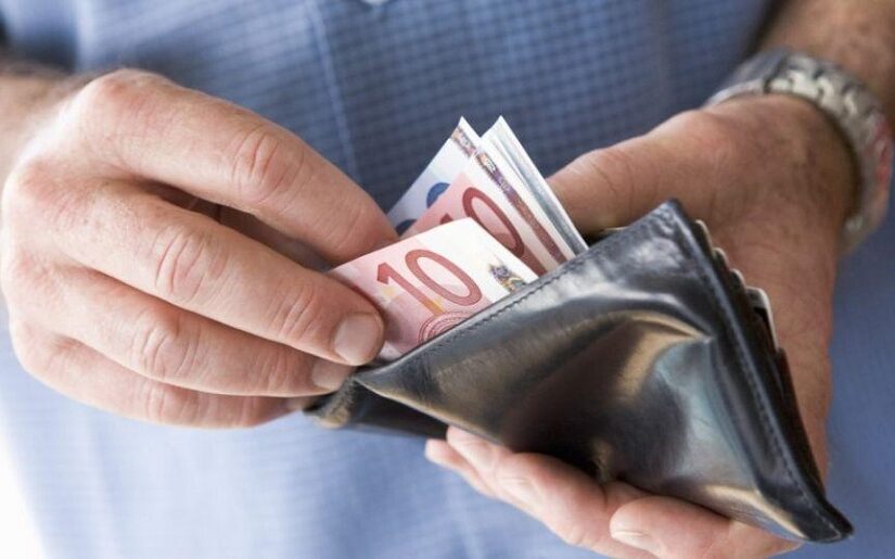 aa89571a 228b 4dd7 98c2 adfc98a2d7cd1 F 1467281412