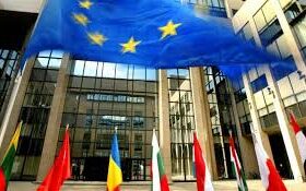 b7aeb26a 0225 4106 8ee9 b49c15c6a47e1 F 1836490228