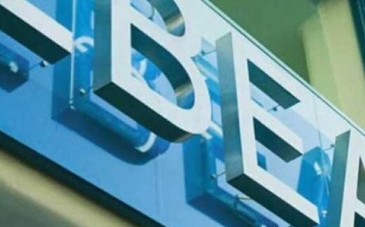 bda6f2ee de06 0940 7b1a af917721d2d71 F 1938913074