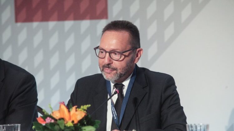 ca7cda1f 3c57 bdd4 79d9 c3cdeabe7c851