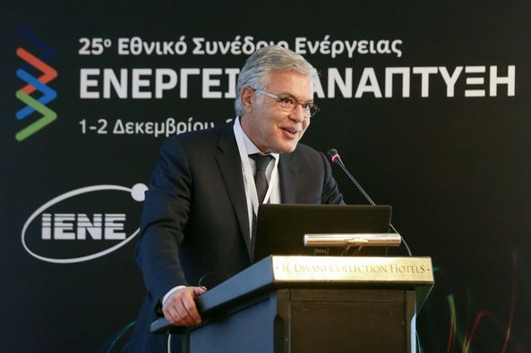 cd18ab71-818b-46b9-445e-c01f64b248371_F362497866.jpg