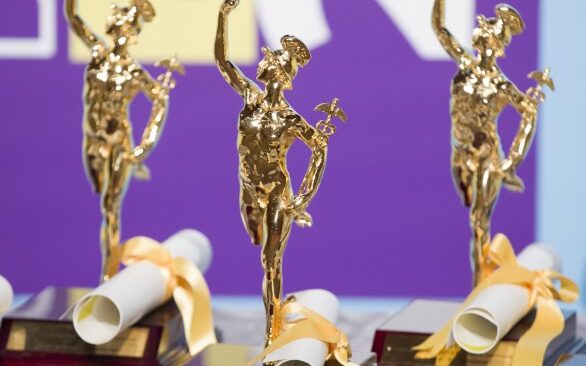 d698d3d1 a688 df10 5b49 acb2ca0c8fd21 F1527347117