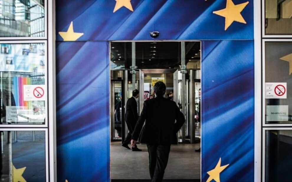 d9737109 b527 753f b67d abf78aca9c451 F 1637711788