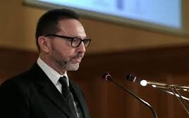 d9abd630 d6e0 4440 939b af6f772b0df61 F 1594239653