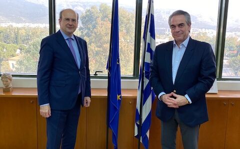 synantisimeK F 291626186.Chatzidaki