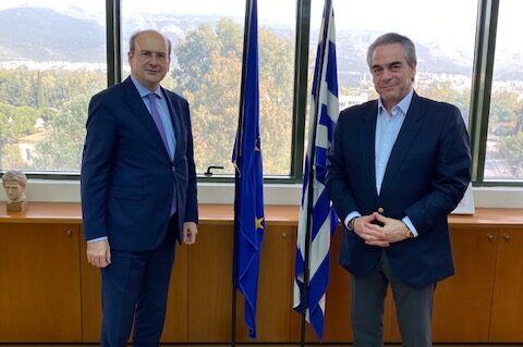 synantisimeK F 291626186.Chatzidaki