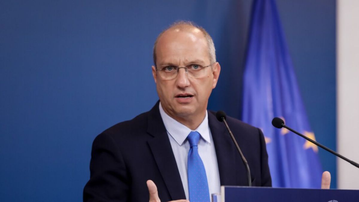 e728c242 3550 bfa1 676a 96064e9f165f1