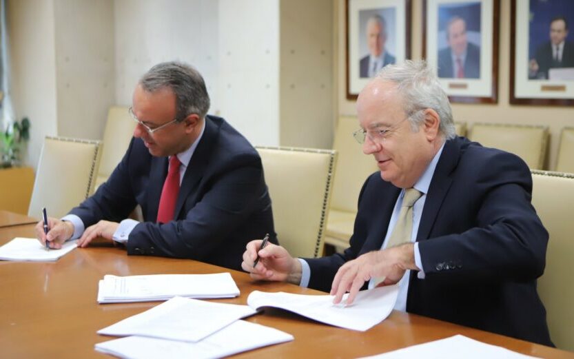 f1c0e016 8116 4ef7 f864 d66f8687b2921