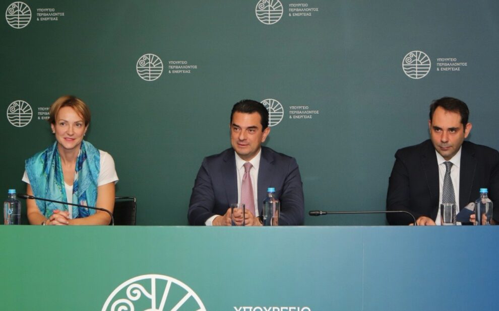 05ae0c11 9320 adbd f986 d1c32078cd0c1