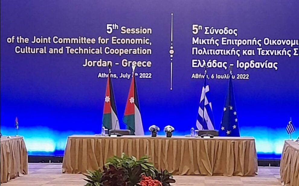 61c4937d 5c06 7bd3 06e2 aecdd78823e71