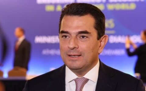 b8d5e319 4709 18b2 18c2 67e1a1ac9bfc1 1