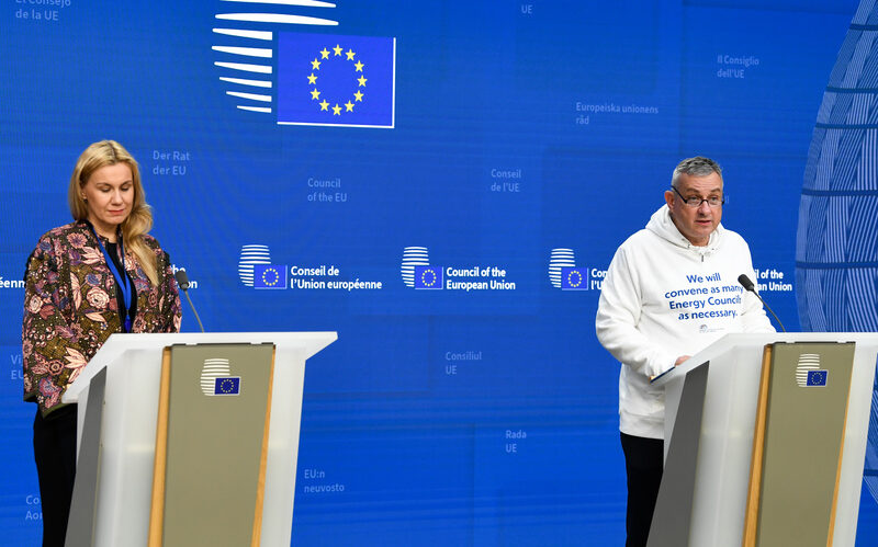 681f9009 bb46 5972 0299 bf3aedcab69a1