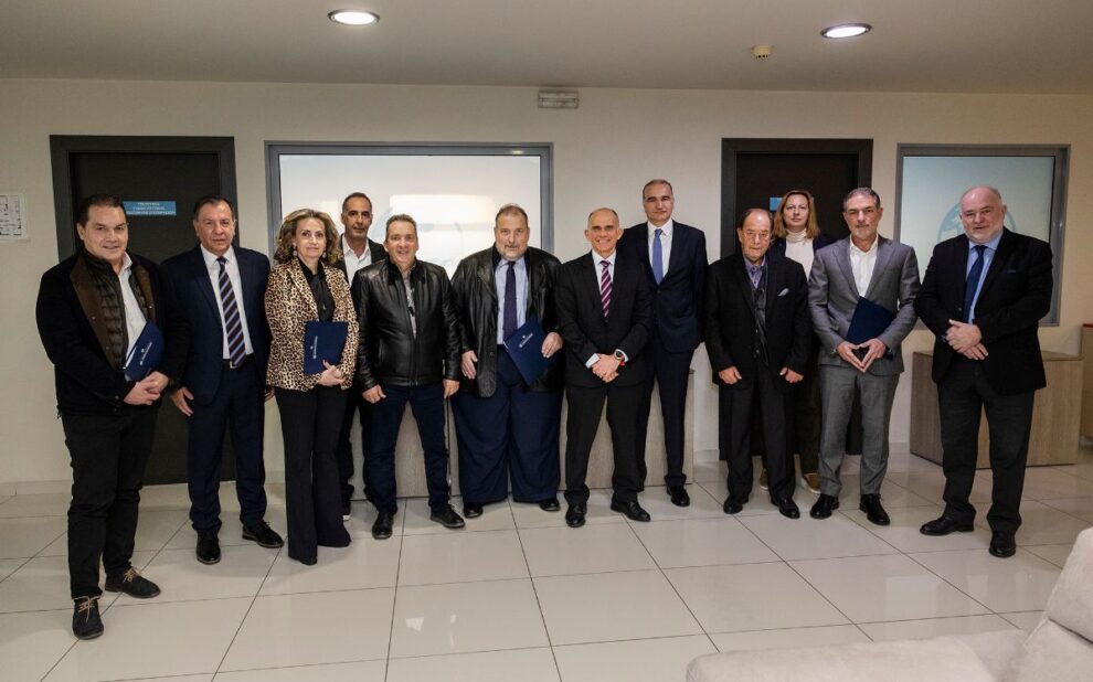 53b03d3b 8c6a bc0f bc40 bd4add69b4811