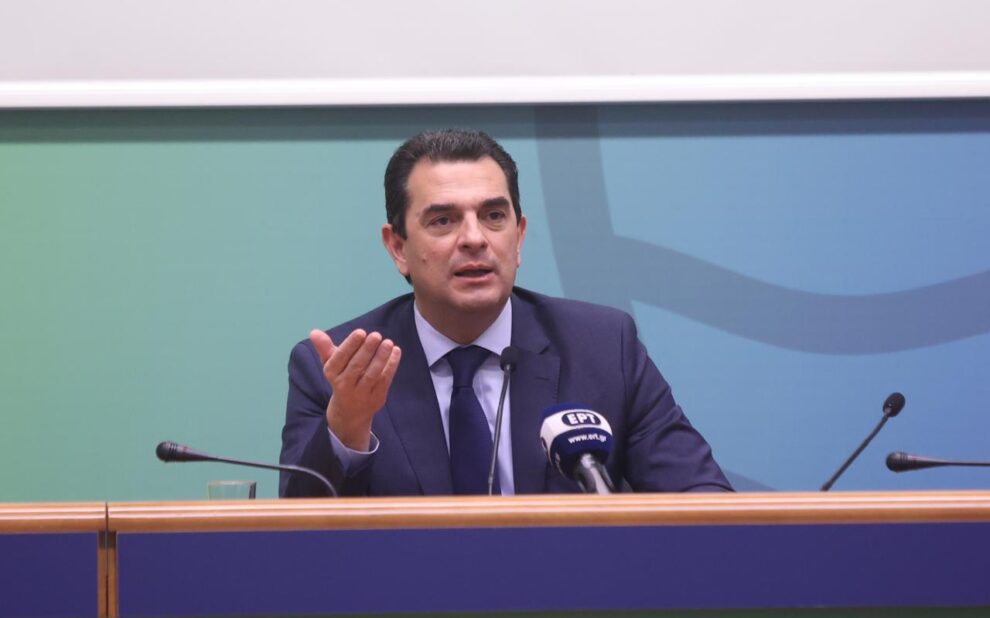 b678b449 23c9 8dfd 1a20 6430fa02fbda1