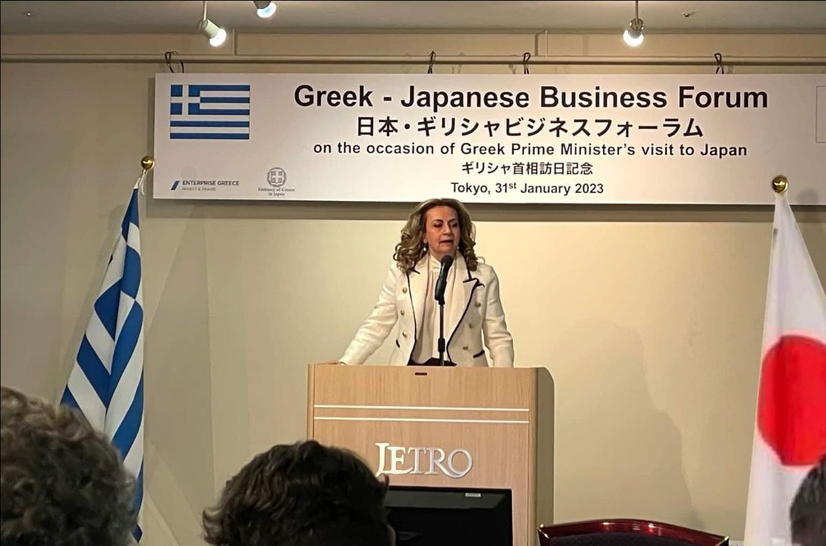 8e4bf6d5 8513 0be7 3210 dc397ce0ea411