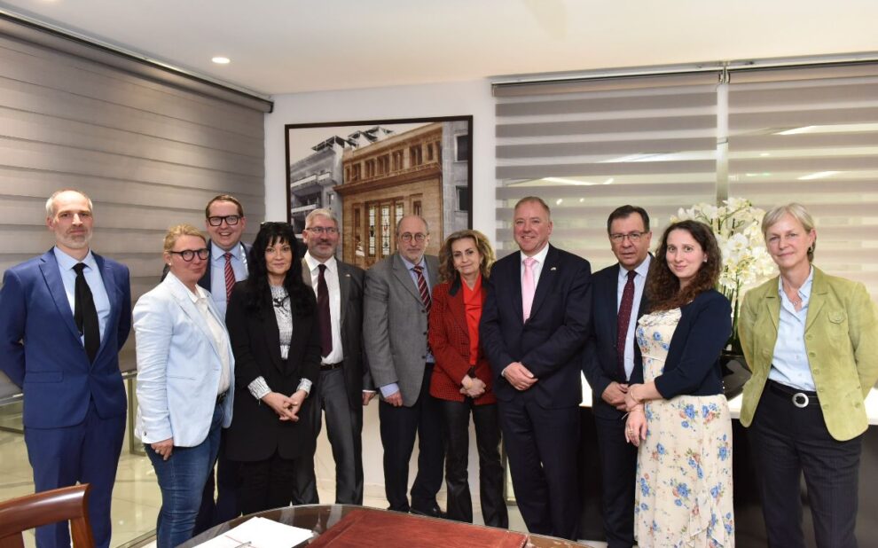 329bde47 a53e 4ffc 64ac c47427a06f501