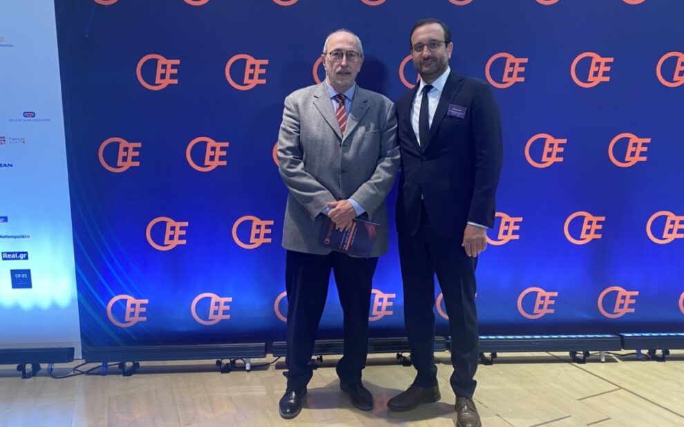 e945eea3 2a61 4d26 6798 ae23f2d74c781