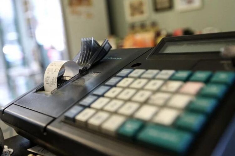 f09818b7 f779 e2a0 4823 9ab7a6a7d3341