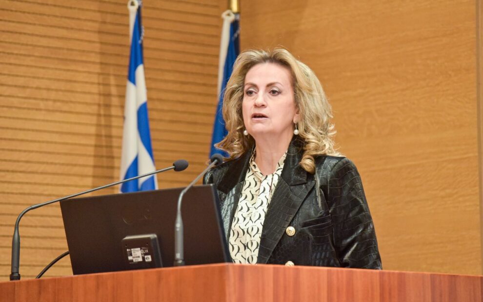 ffd1907f 9a99 d018 f962 c0db8e44fa231