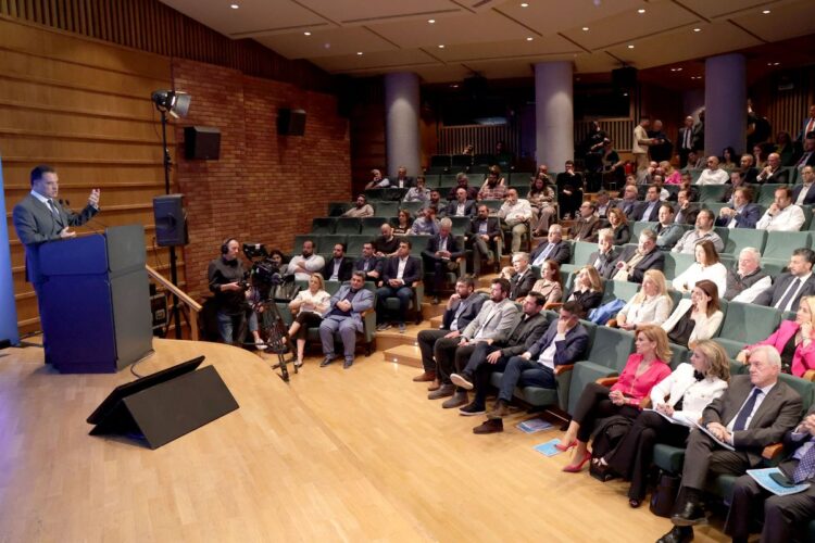 2034b8f7 0583 58f5 2ec0 f3075b9c84fe1