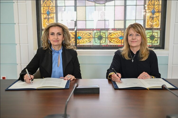 67d0bcff 22f6 b8ee 8d10 8733520c152a1