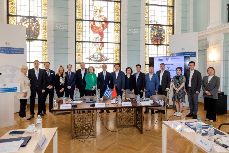 b7dbd11c 118d ec17 f948 e17125b0d9fe1