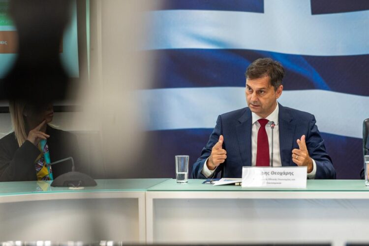 44eaf892 3511 905c 7980 ea2fe36ba1c22