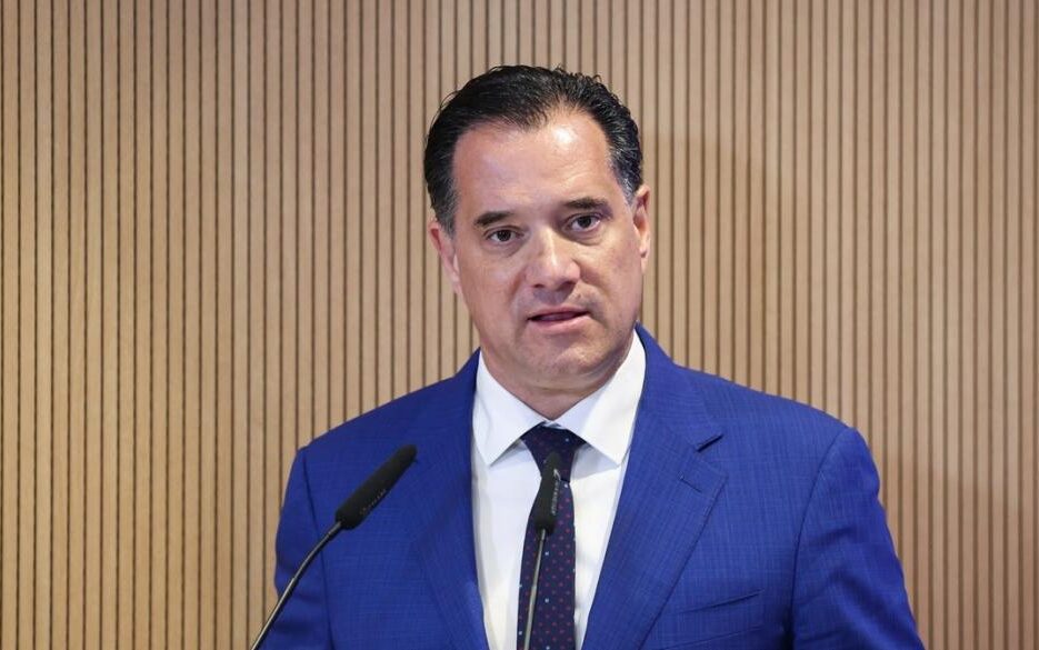 b64567a6 915c 6404 fea5 f41f570fc7681