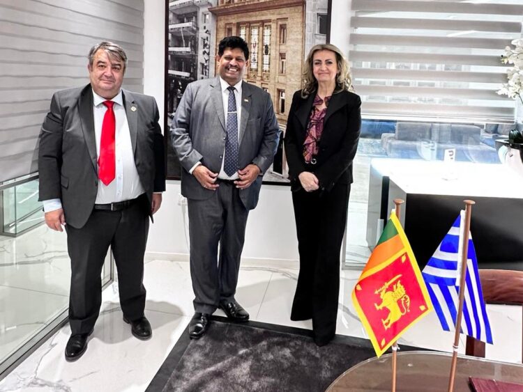 74682475 f87a 8de8 2c2c c907734e12fe1