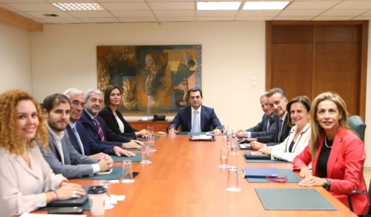 9ed3dfcf 26b7 2efc afe8 3545c1e27d9b1