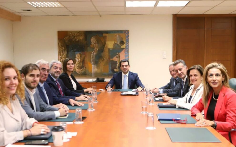 9ed3dfcf 26b7 2efc afe8 3545c1e27d9b1