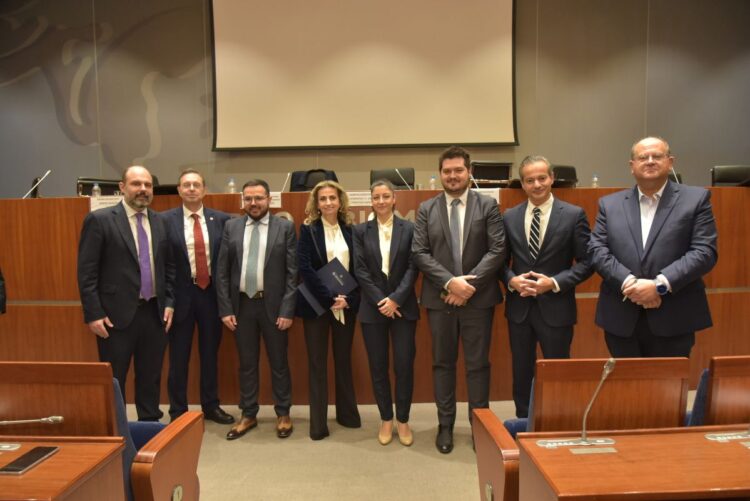 74401cc0 2bc3 6962 f0cd 8559513877fd2