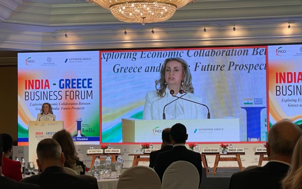 812a13e5 bfa0 b69a dbf7 146aadf5992a1 812a13e5 bfa0 b69a dbf7 146aadf5992a1