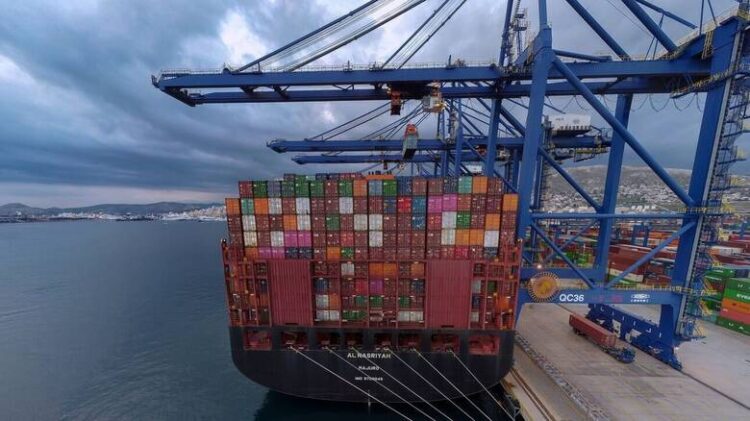 c72b18c8 6223 1f56 4bfb ac19da2b7ab11