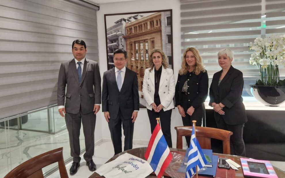 dfb785bb 0095 d176 d6cc 83946ee2c31a1 dfb785bb 0095 d176 d6cc 83946ee2c31a1