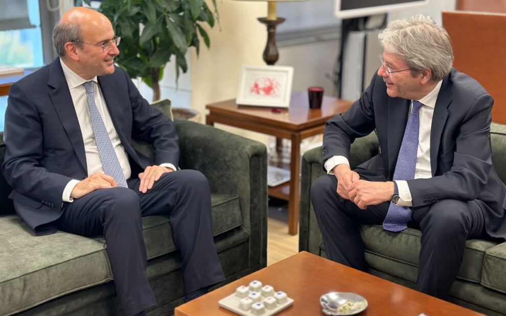 518bda80 0a93 b1c1 aaab 399546a2c2cb1