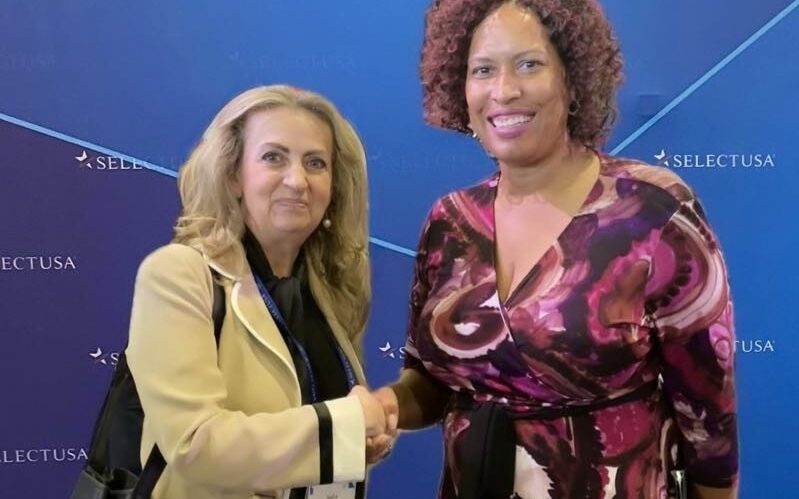 Τιμητική διάκριση στην Πρόεδρο του ΕΒΕΑ, κα Σοφία Κουνενάκη Εφραίμογλου