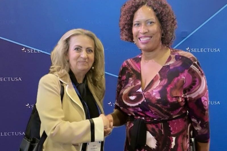 Τιμητική διάκριση στην Πρόεδρο του ΕΒΕΑ, κα Σοφία Κουνενάκη Εφραίμογλου