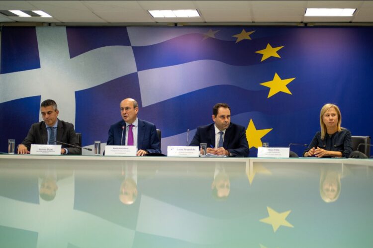 19e9a79a-1a43-5461-c464-6a2b5129d7c3[1]