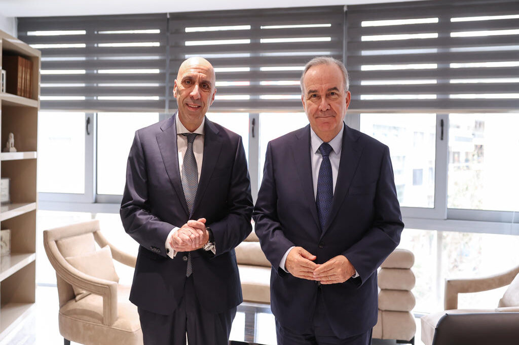 κ. ΜΠΡΑΤΑΚΟΣ - κ. ΠΑΠΑΘΑΝΑΣΗΣ