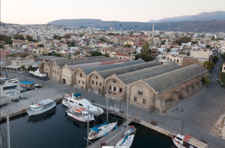 συγκρότημα των επτά Ενετικών Νεωρίων