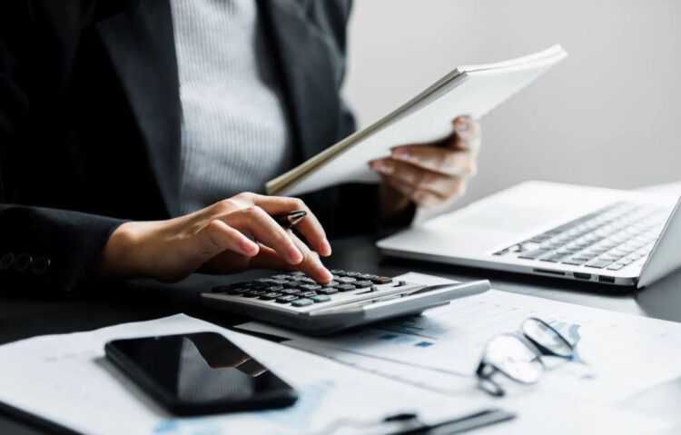 λογιστή – φοροτεχνικού